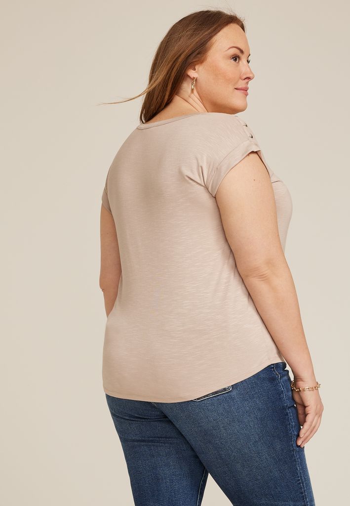 Plus Size Grommet Shoulder Scoop Neck Tee - Image 2